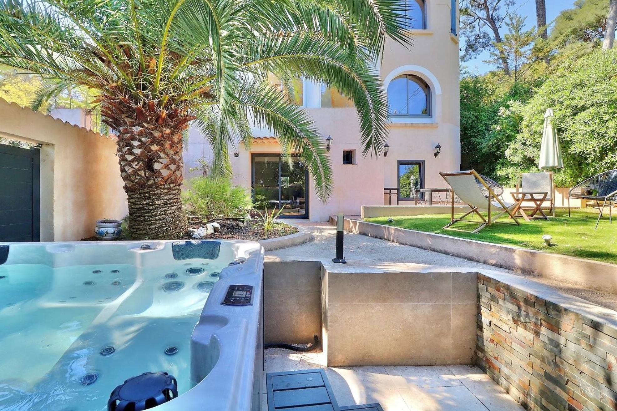 Domaine Du Peymian-villa Art Deco