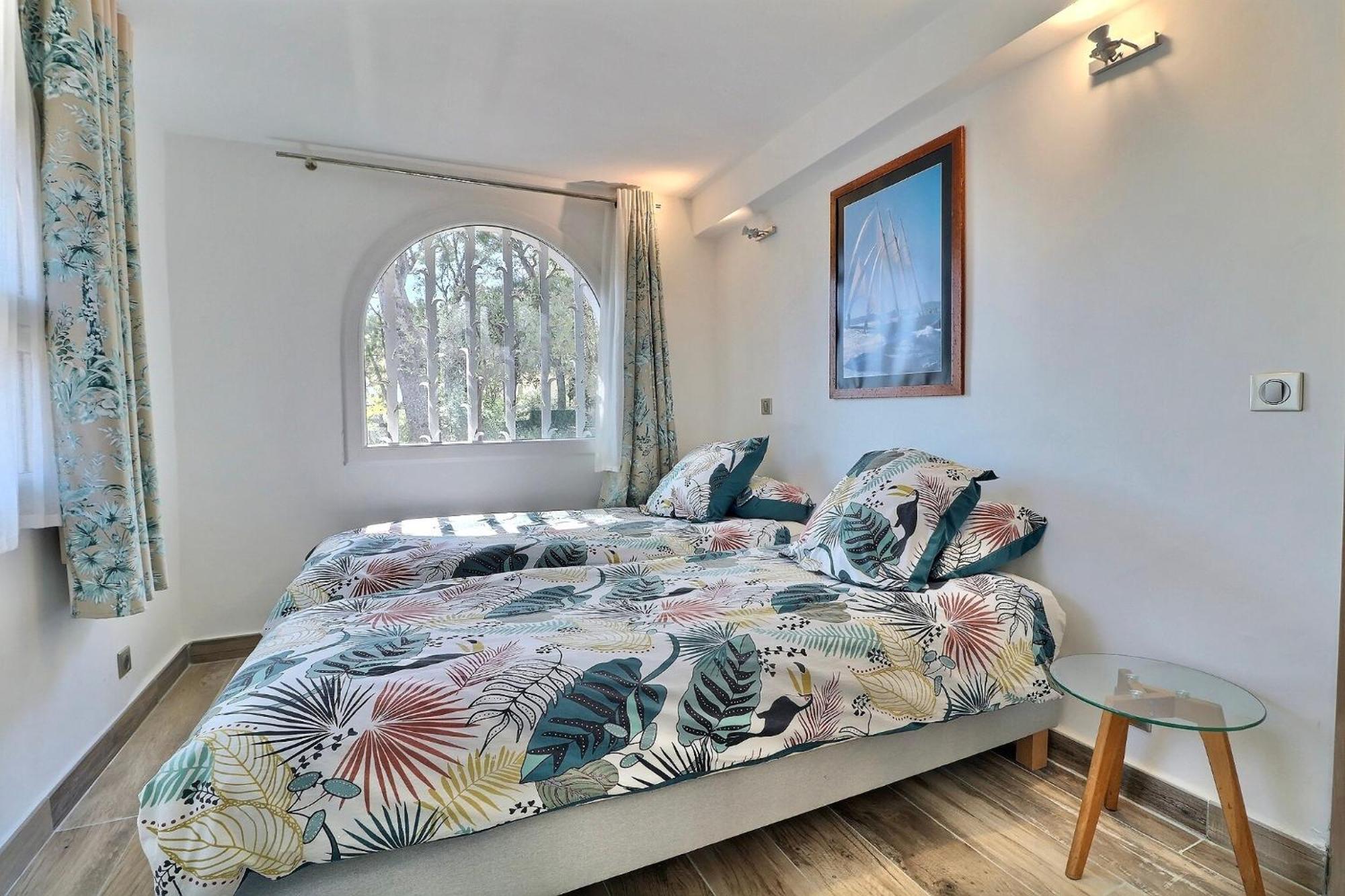 Domaine Du Peymian-villa Art Deco Villa La Ciotat